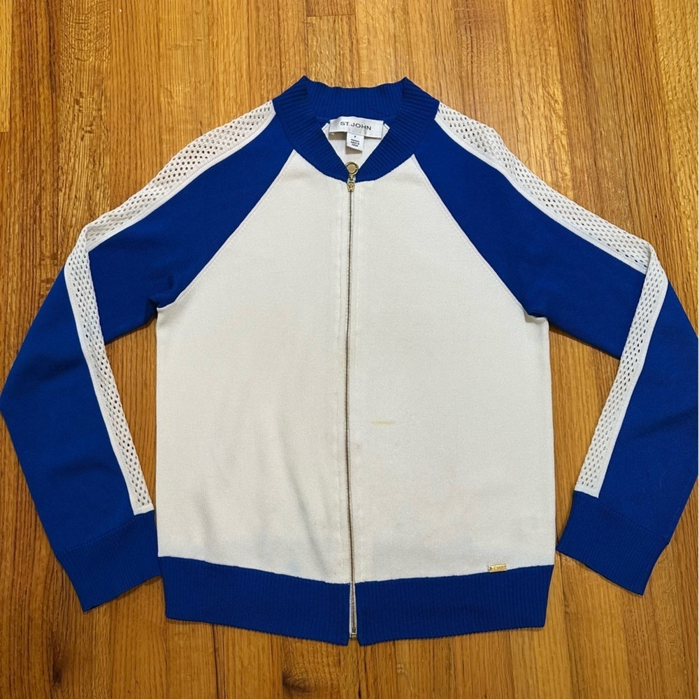 ST John’s royal Blue & White Knit Top Size P (#1)